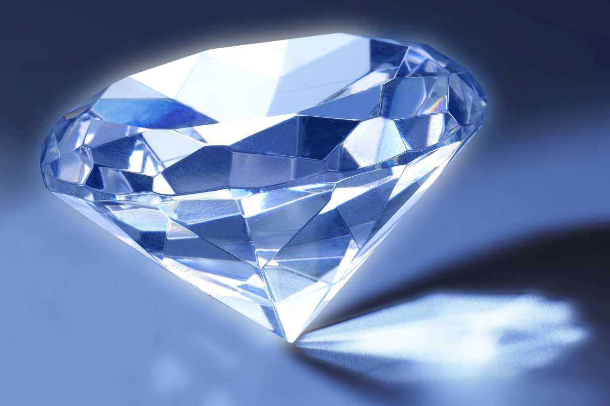 Камень алмаз (бриллиант): свойства, кому подходит по знаку зодиака, как носить