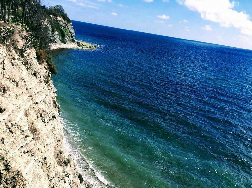 Лучшее побережье черного моря. Сосновка черное море. Сосновка черное море пляж.