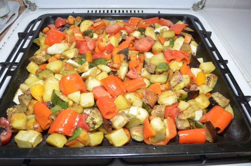 Как приготовить запеченные овощи в духовке по рецепту с фото