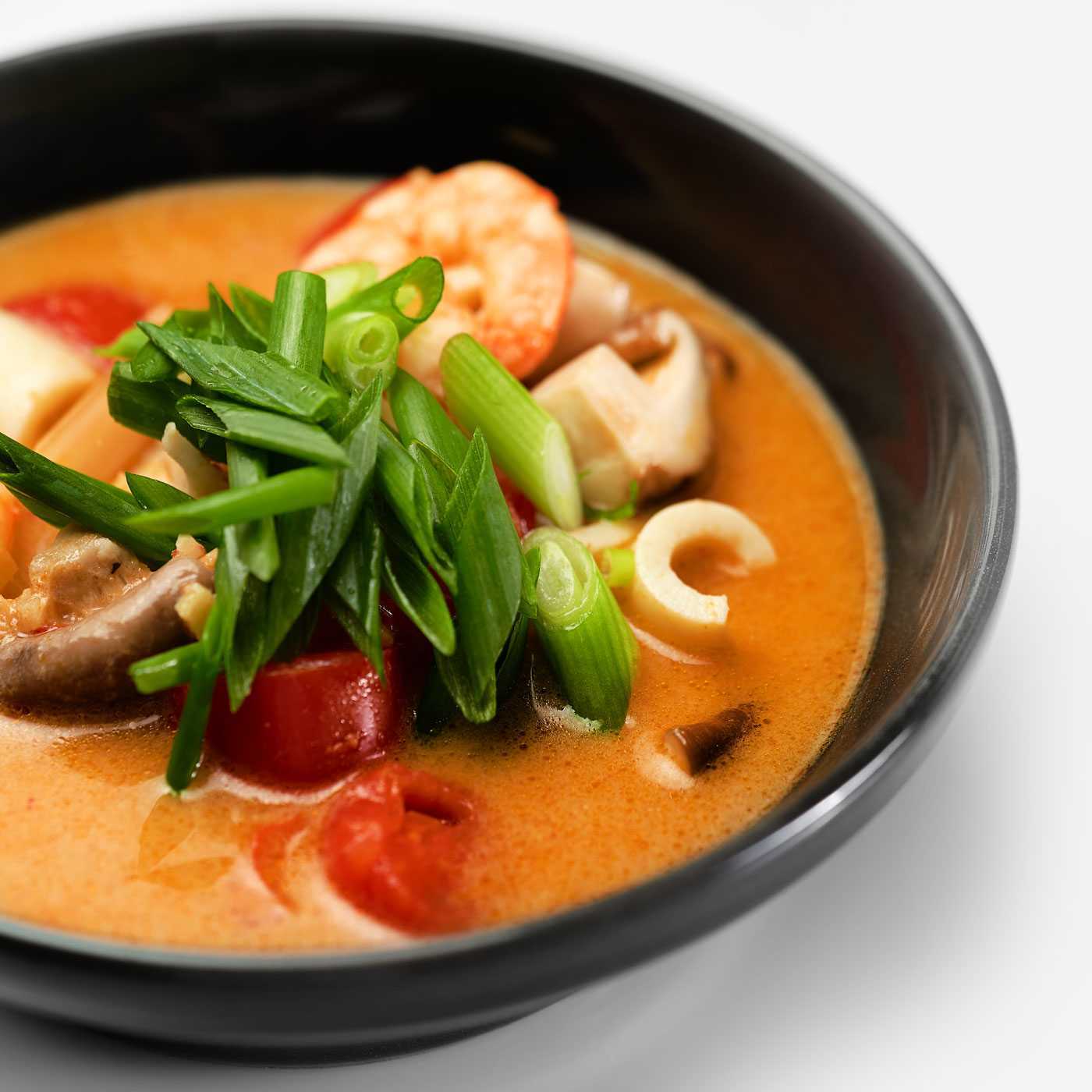 Острый суп том ям: 5 рецептов на любой вкус :: питание :: «живи!