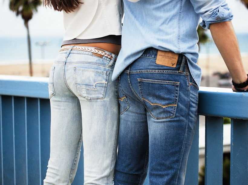 Белые джинсы женские 2022 - с чем носить?