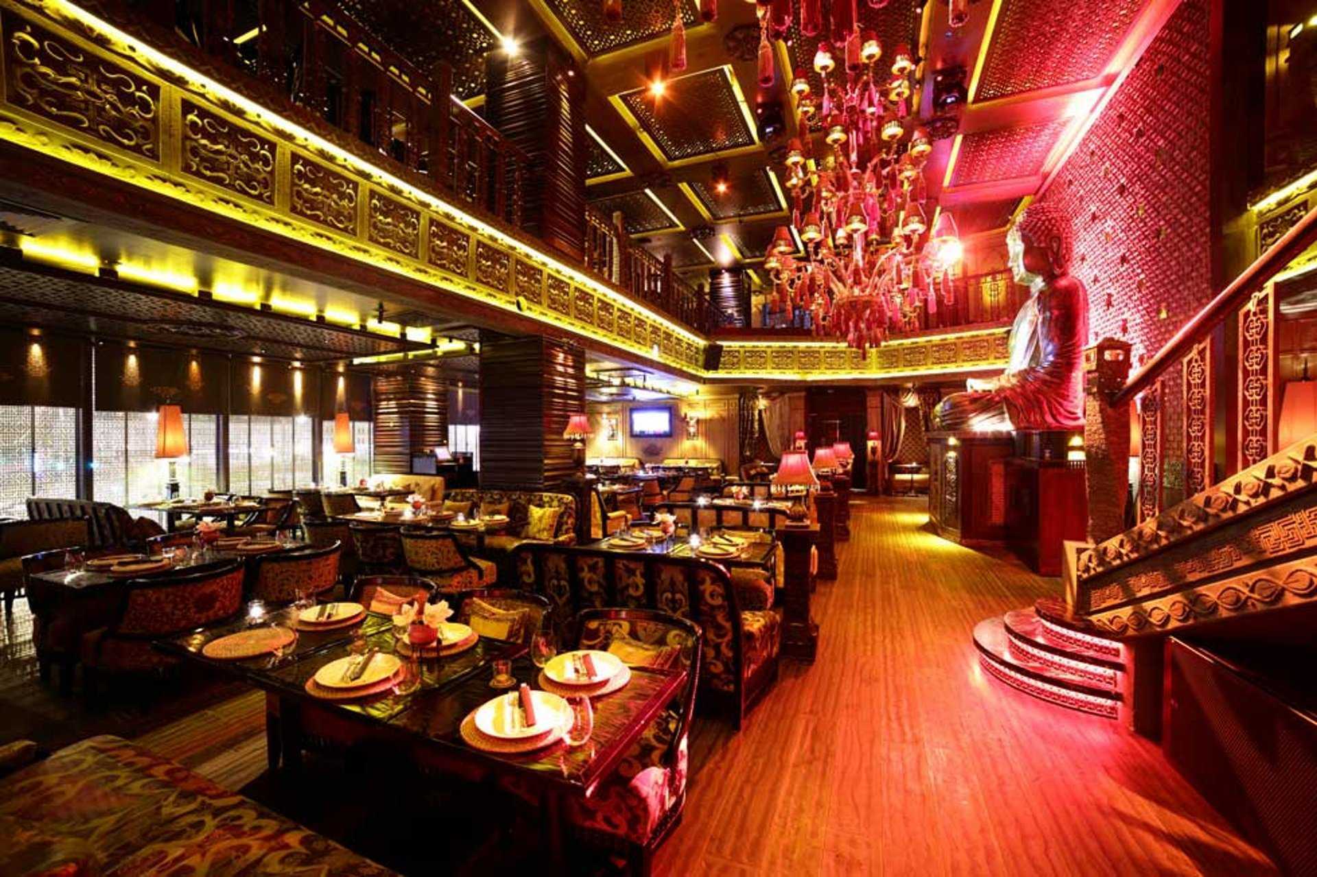 Buddha-bar в санкт-петербурге: лаунж-ресторан мировой сети с уникальным деревянным интерьером