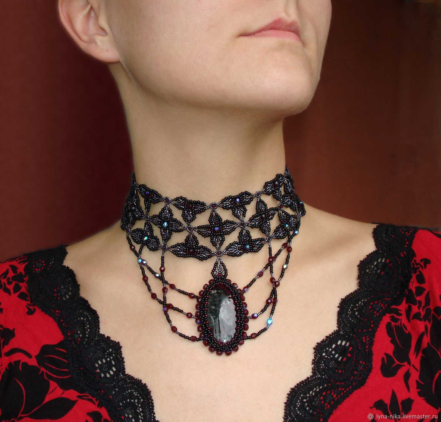 Ожерелья – ювелирные украшения на шею: их виды, как подобрать и носить