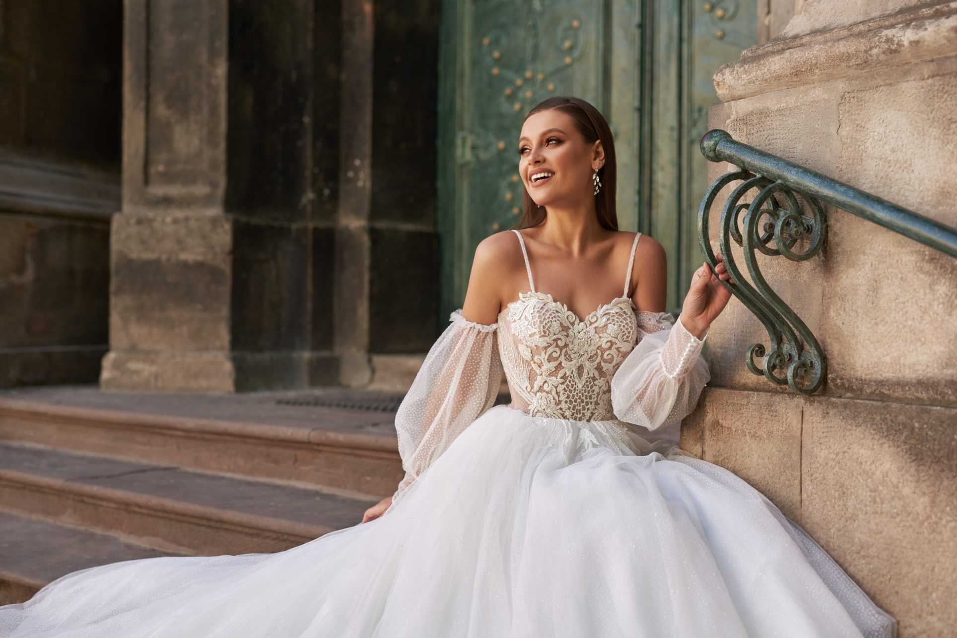 10 модных свадебных платьев 2020 — тренды и новинки сезона