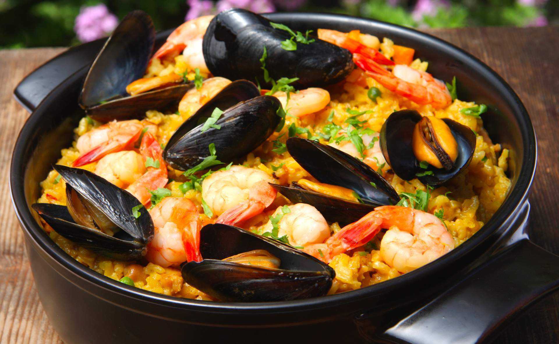 Паэлья с морепродуктами - как приготовить в домашних условиях испанское блюдо по рецептам с фото