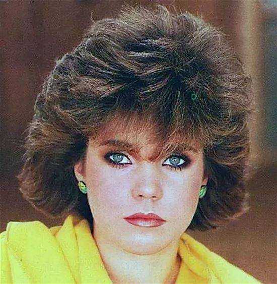 Причёски и стрижки в стиле 80-х годов: фото, история, современные варианты