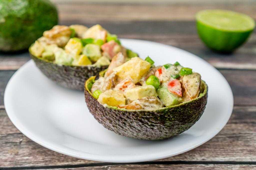 Авокадо с яйцом: 7 полезных блюд на каждый день