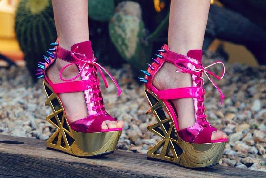 Женская обувь весна 2015: модные формы и цвета