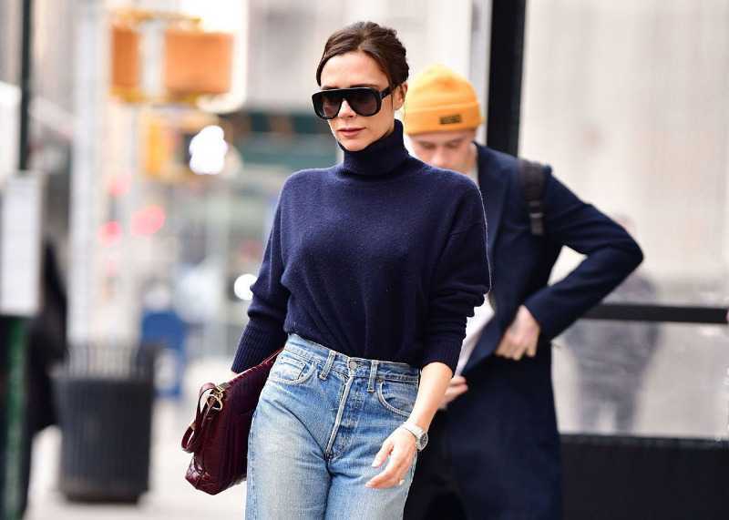 Как носить свитер стильно и модно: с юбкой, с джинсами, полным женщинам - фото
как стильно носить свитер — modnayadama