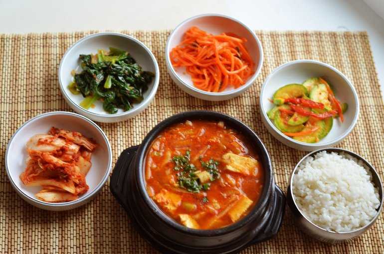 Национальные блюда кореи — чем она удивит вас