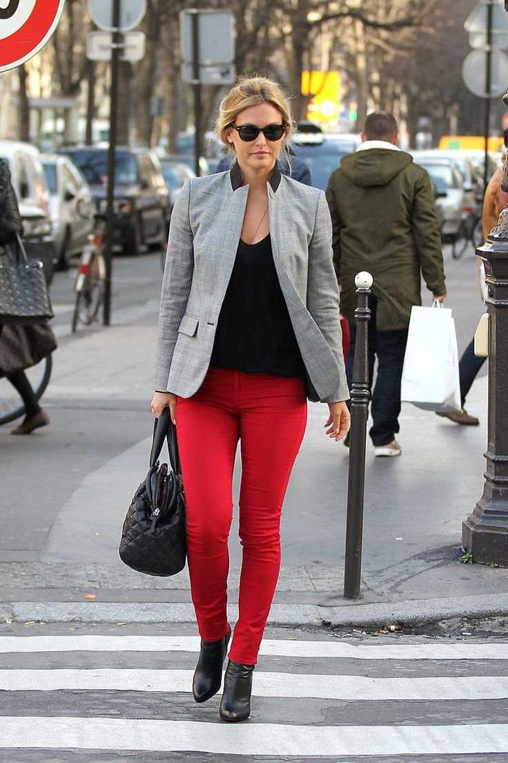 С чем носить красные женские брюки в 2019 году: на фото укороченные, спортивные, классические модели
с чем носить красные брюки в 2019 году – актуальные образы (с фото) — modnayadama