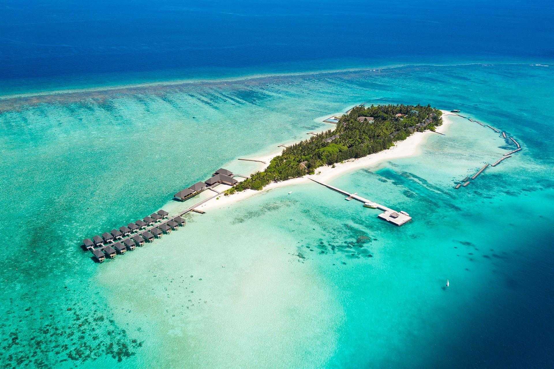 Курорты Северного Мале туристы единогласно считают лучшими на Мальдивах, однако они и самые дорогие Отдыхая здесь, вы не захотите ехать куда-либо еще – на островах атолла есть всё необходимое: инфраструктура, развлечения, культурные достопримечательности