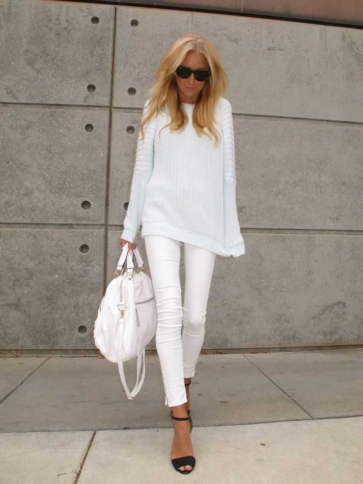 С чем носить белые джинсы женские: фото, советы стилиста